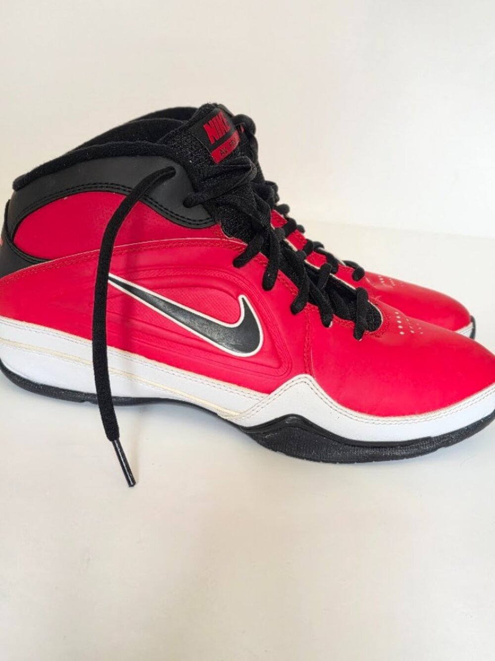 Nike AV Pro 3 Basketball Shoes - University Red/Black (Size 6Y)